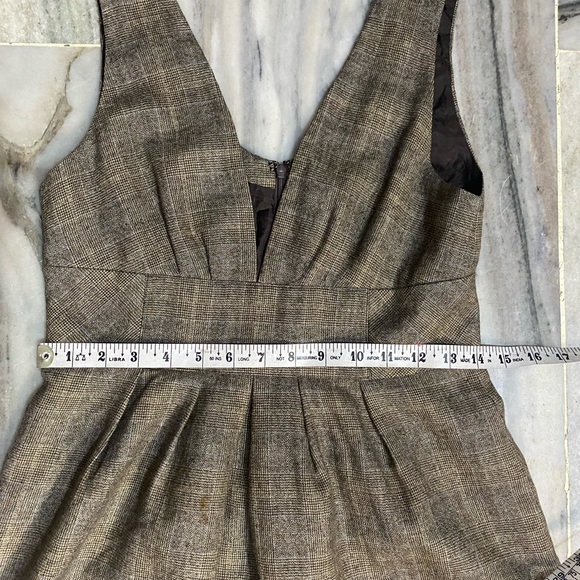 A suit dress - Picture 12 of 13